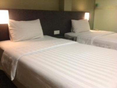 Nouvelle Hotel Johor Kulai Exterior photo